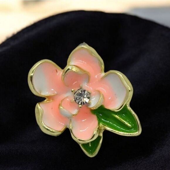 Pink Camellia Floral Earrings Tea Flower Enamel Gold-tone Pierced Ear Jewelry - Picture 9 of 9